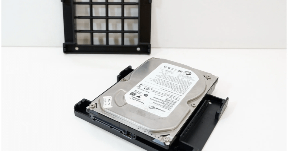 Салазки для жестких дисков