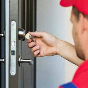 Вскрытие дверей: от входных до гаражных