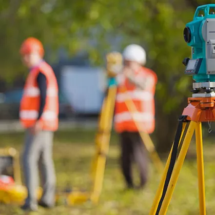 Инженерные изыскания, кадастровые и проектные работы