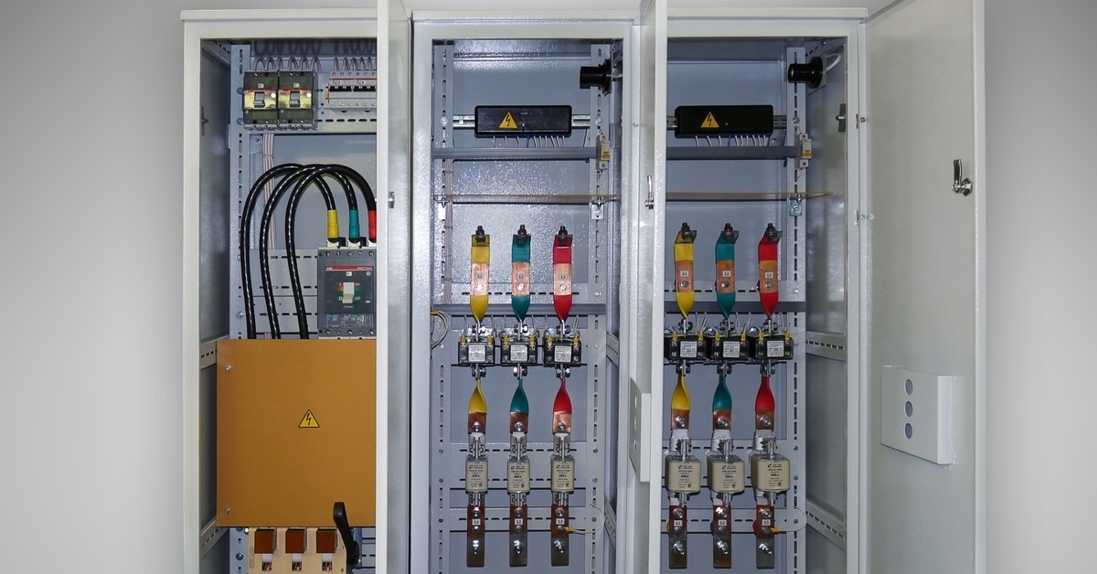 Пошаговое руководство по монтажу вводно-распределительных устройств ВРУ для строителей