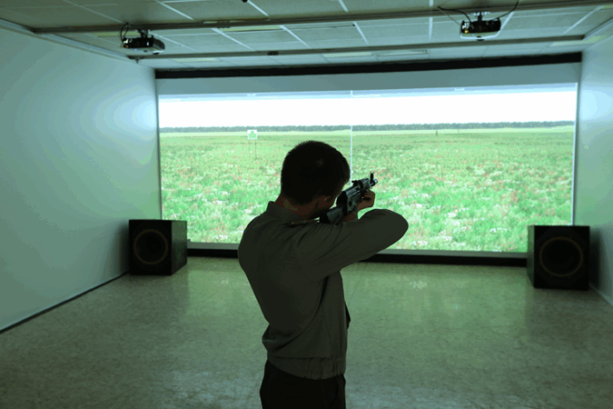 Интерактивный лазерный тир: новый уровень развлечений и тренировки меткости